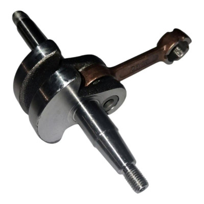 Коленвал для бензопил 5800 (L137 посадка D15)